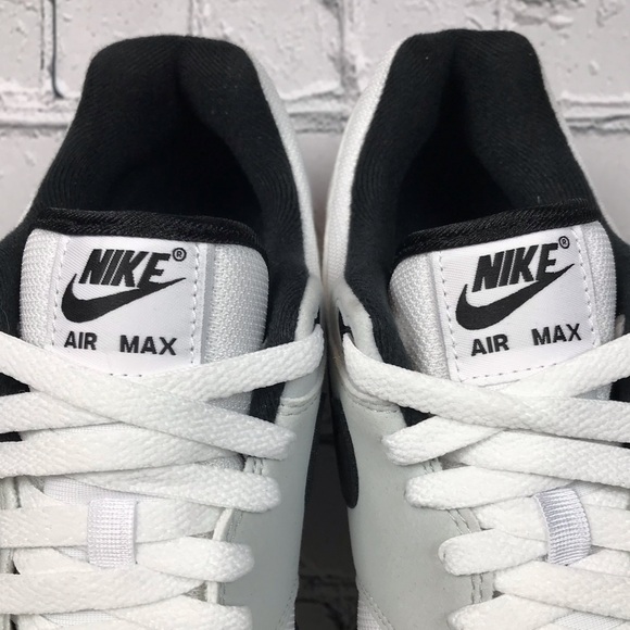 Nike Air Max 1 Men’s White Black Pure Platinum Sporty Style Sneaker Size 10 - Picture 4 of 12